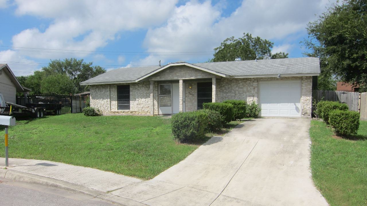 8207 Glen PostSan Antonio78239, Bexar
