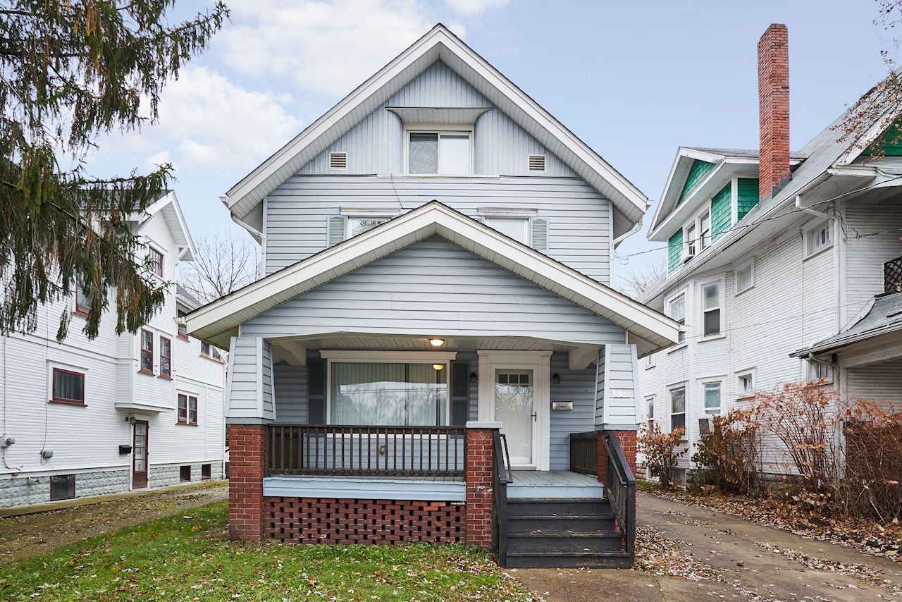 664 Dayton StAkron44310, Summit