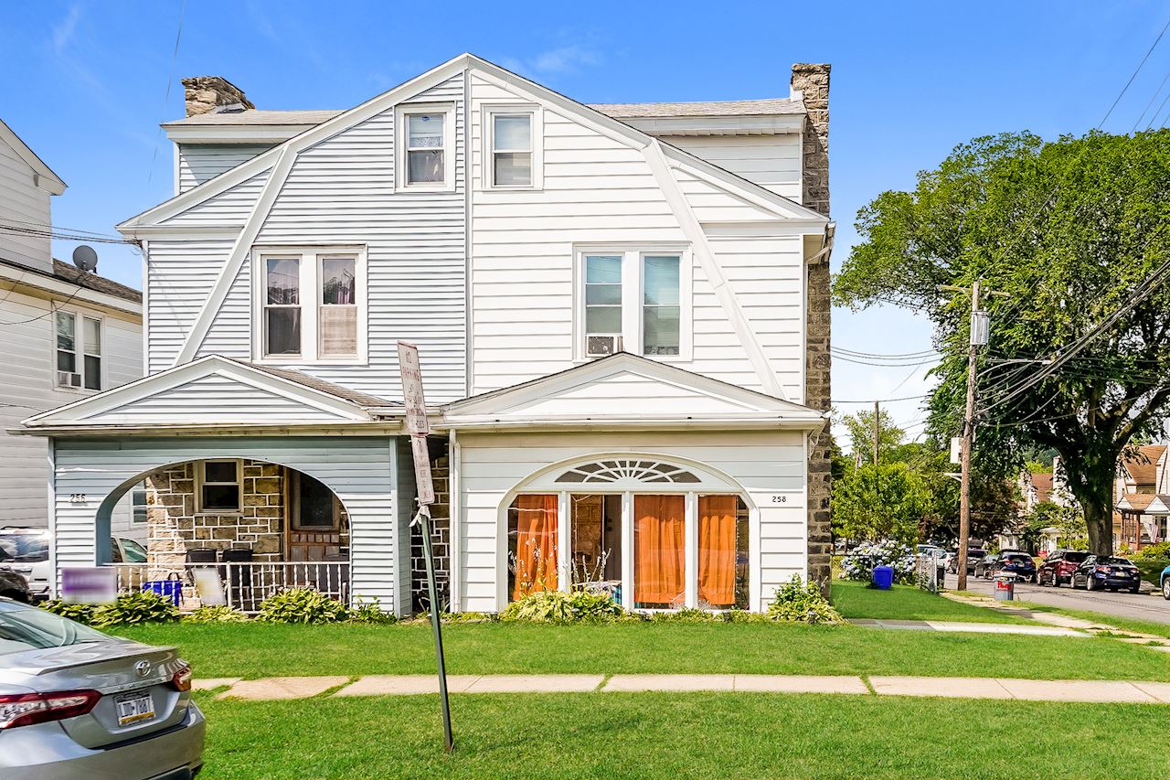 258 Burmont RdDrexel Hill19026, Delaware