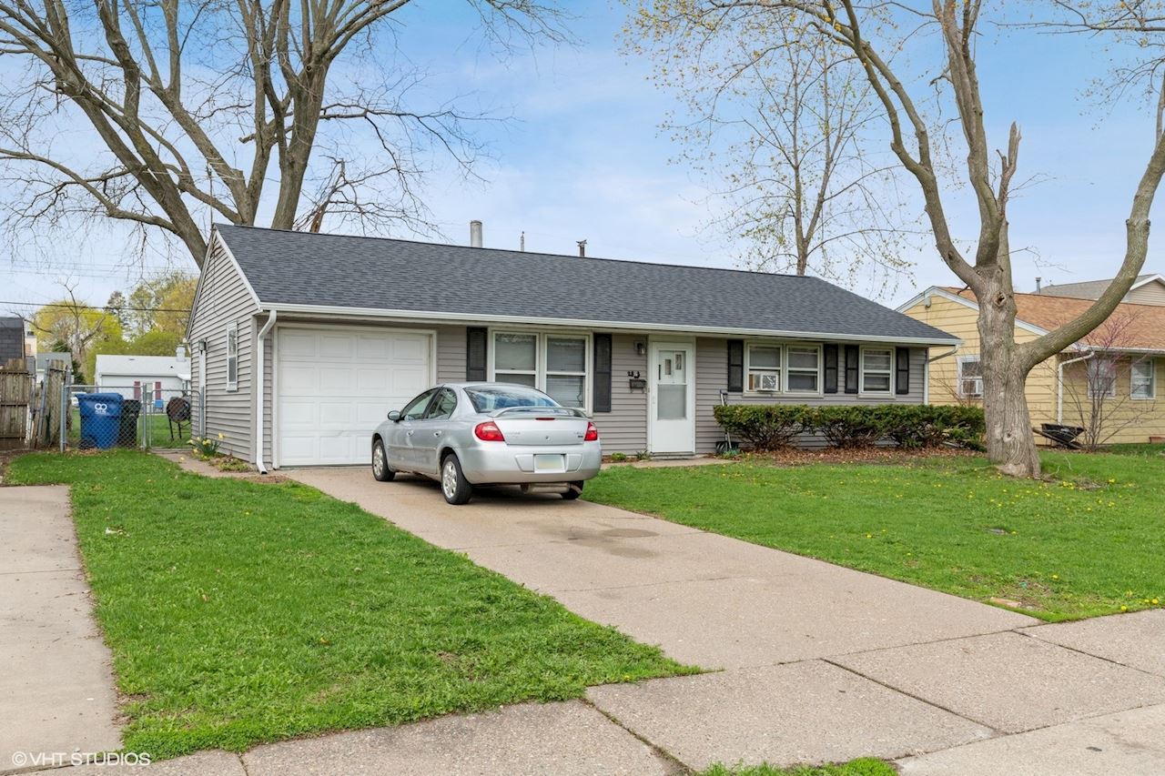 2328 N Fairmount StDavenport52804, Scott