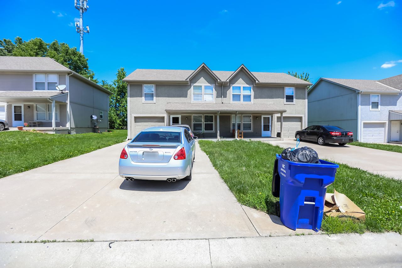 9008 E 85th StRaytown64138, Jackson