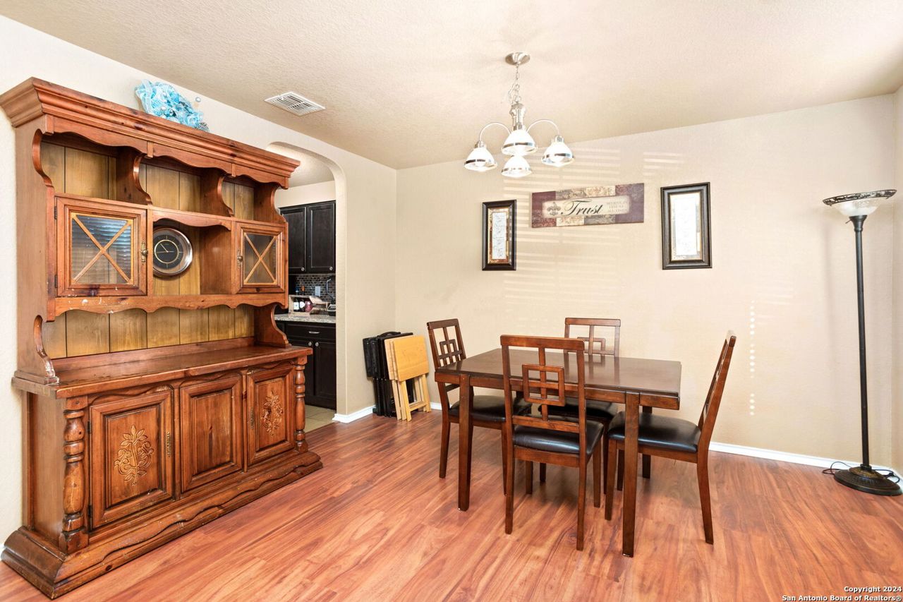 5735 Medina FarmSan Antonio78222, Bexar