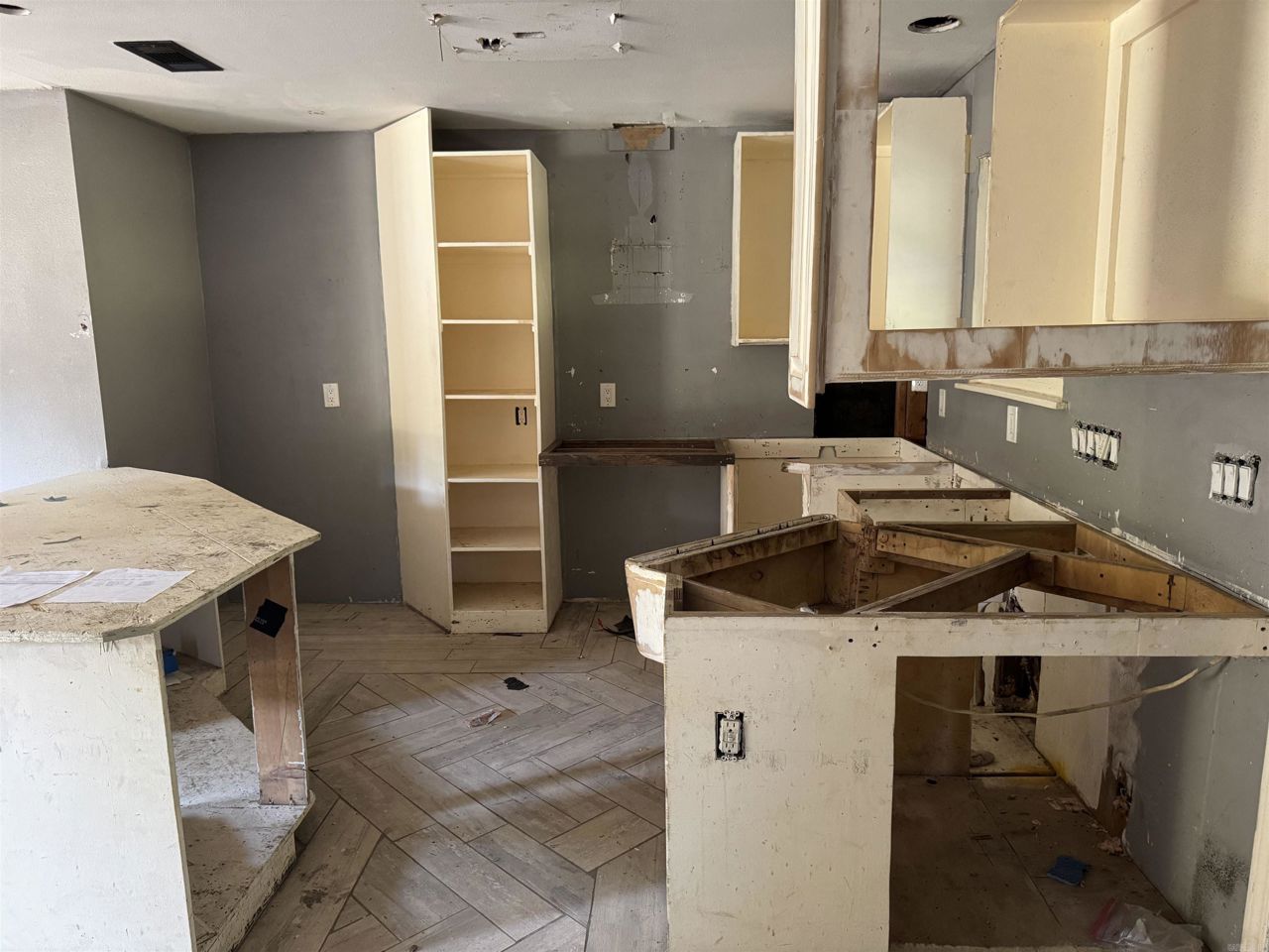 11000 Donnie DrShannon Hills72103, Saline