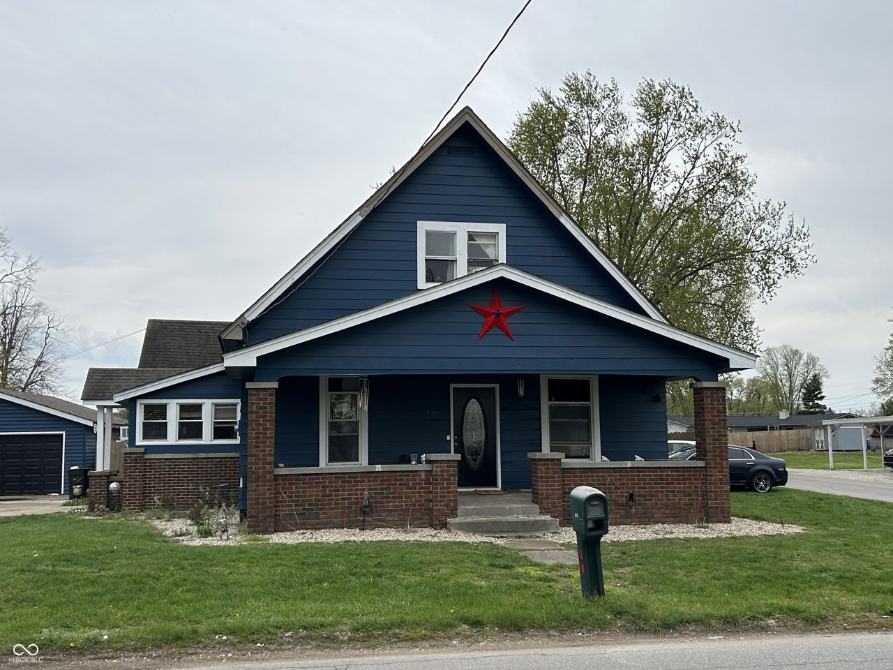 slider image