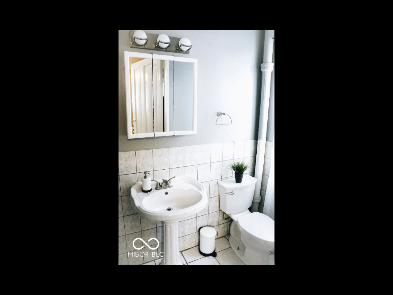 slider image